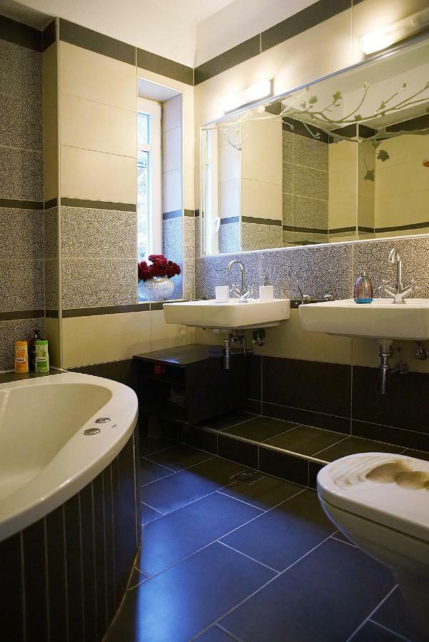 Lovely Apartm.Near Airport Kardiá Buitenkant foto